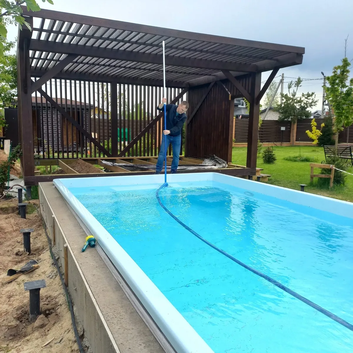 Копинговый бордюрный камень для бассейна Laguna в Тутаеве