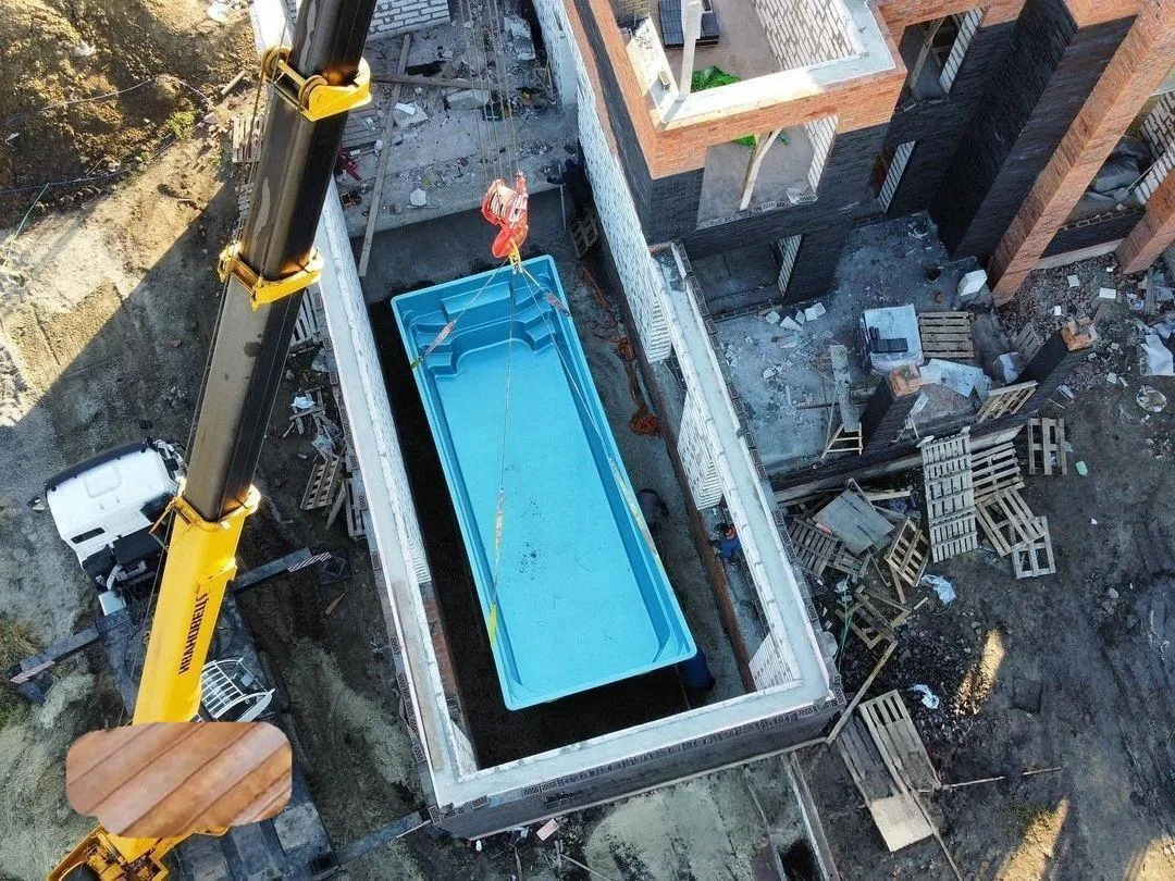 Laguna 9 — зона отдыха у бассейна в Тутаеве